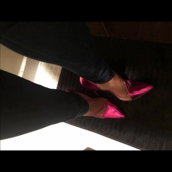 Heels - Picture 3 of 7